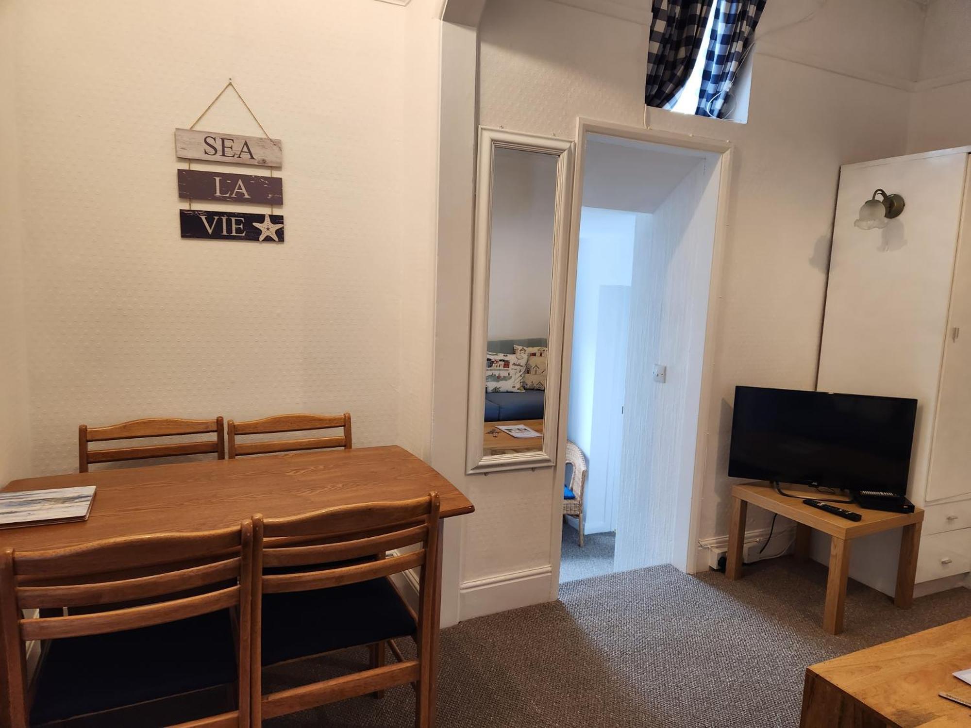 Rose Court Holiday Apartments トーキー エクステリア 写真